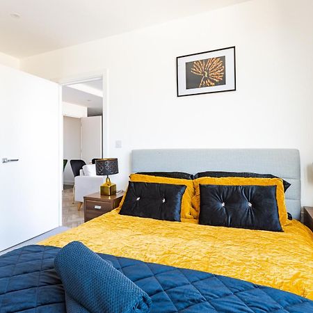 Luxury Apt Near Canary Wharf With Stunning Views Londra Exterior foto